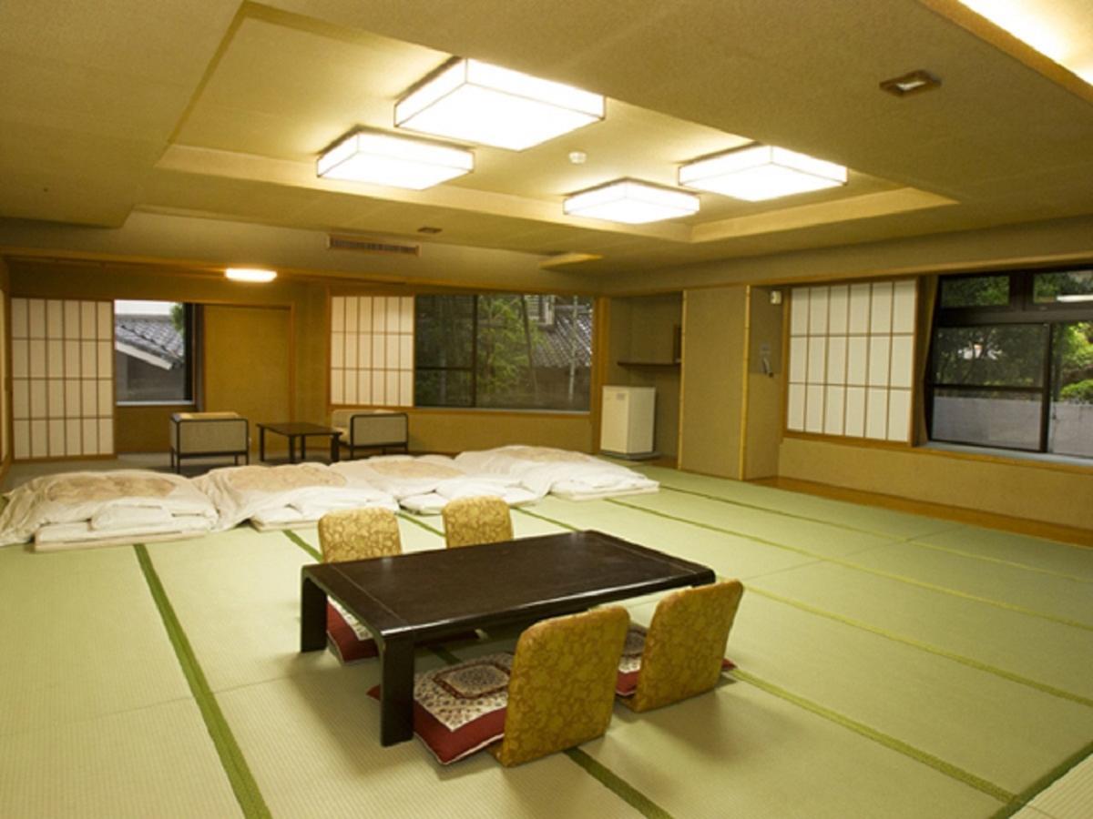 Izu Nagaoka Kinjokan Izunokuni Buitenkant foto